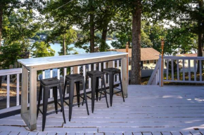 Funky Little Lakehouse - private dock and sunset view